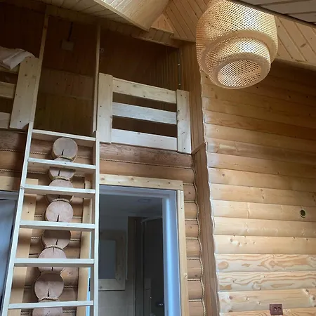 Voronins Retreat House Chalet *