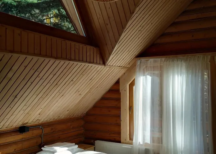 Chalet Voronins Retreat House Lumshory